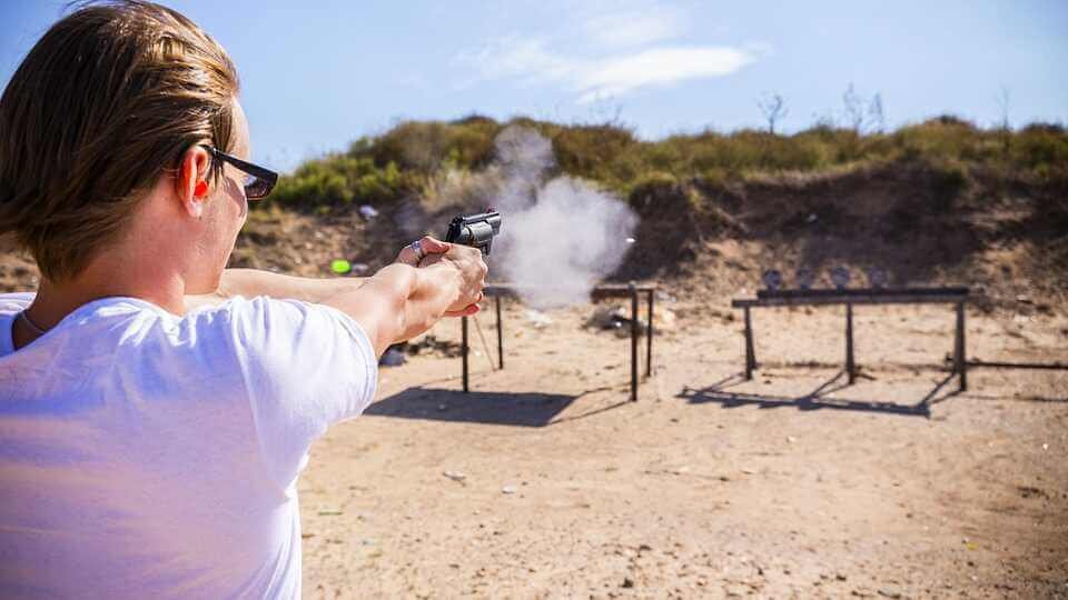 Shooting Range, Las Vegas in Hindi
